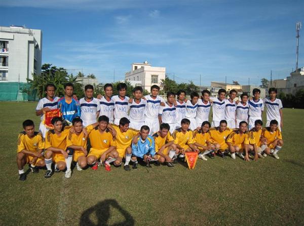 Giao hữu bóng đá giữa Tổng công ty Khánh Việt và Công ty Casa Design (Tp.HCM)