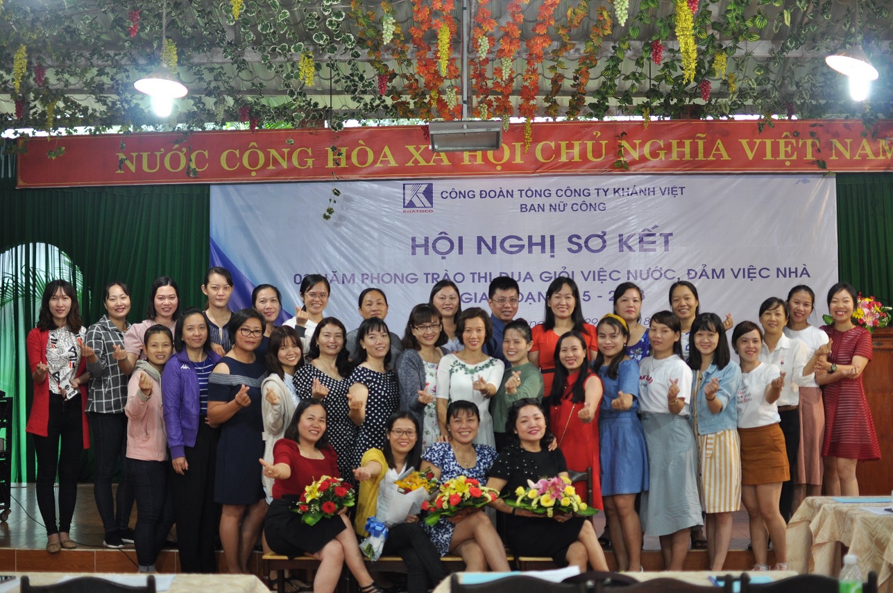 Công đoàn TCT Khánh Việt tổ chức Hội nghị sơ kết 03 năm phong trào thi đua "Giỏi việc nước đảm việc nhà" giai đoạn 2015-2018